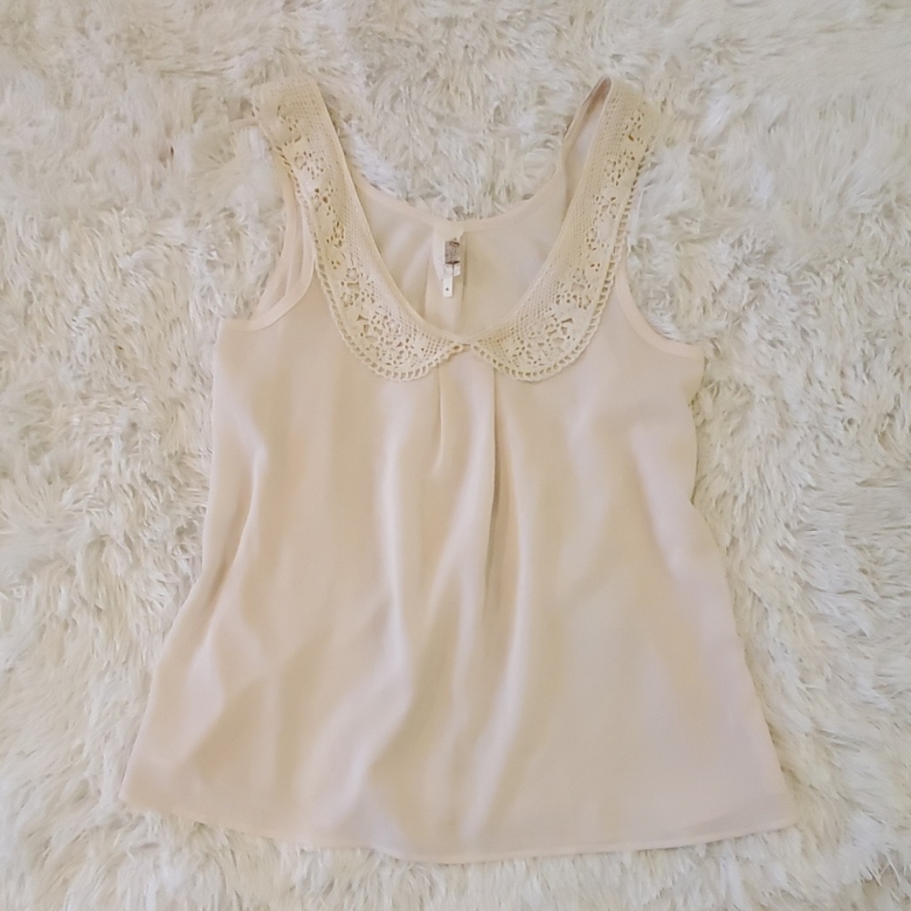 Ivory Crochet Peter Pan Collared Tank Top